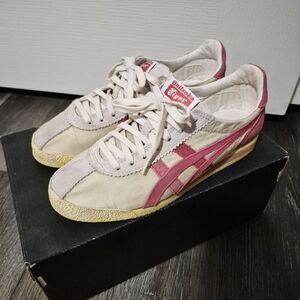 Onitsuka Tiger by Asics Beige and Pink Retro Low-Top Sneakers